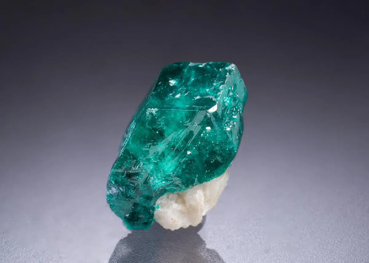 Dioptase - image 1