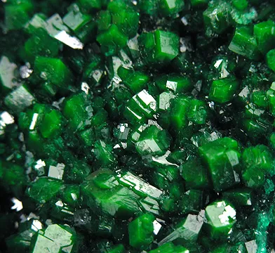 Dioptase - image 2