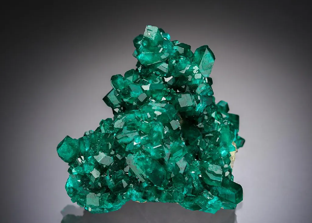 Dioptase image