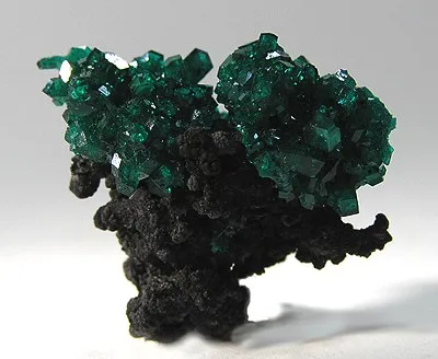Dioptase - image 1