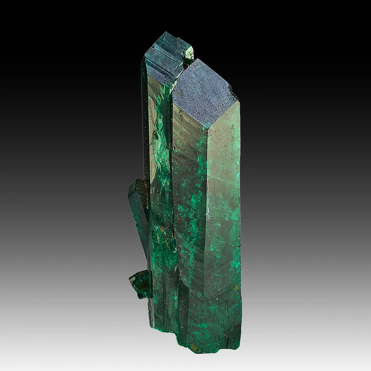 Dioptase - image 1