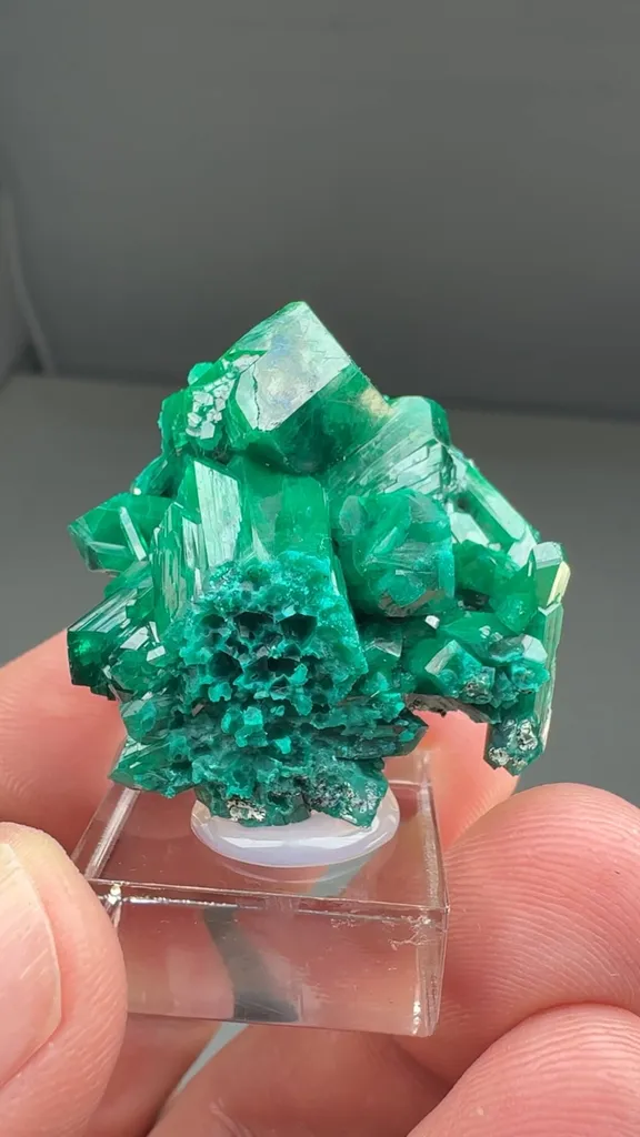 Dioptase image