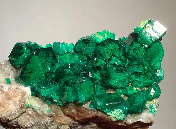 Dioptase - image 2