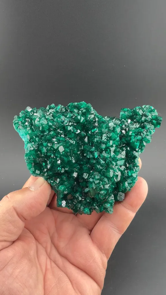 Dioptase - image 2