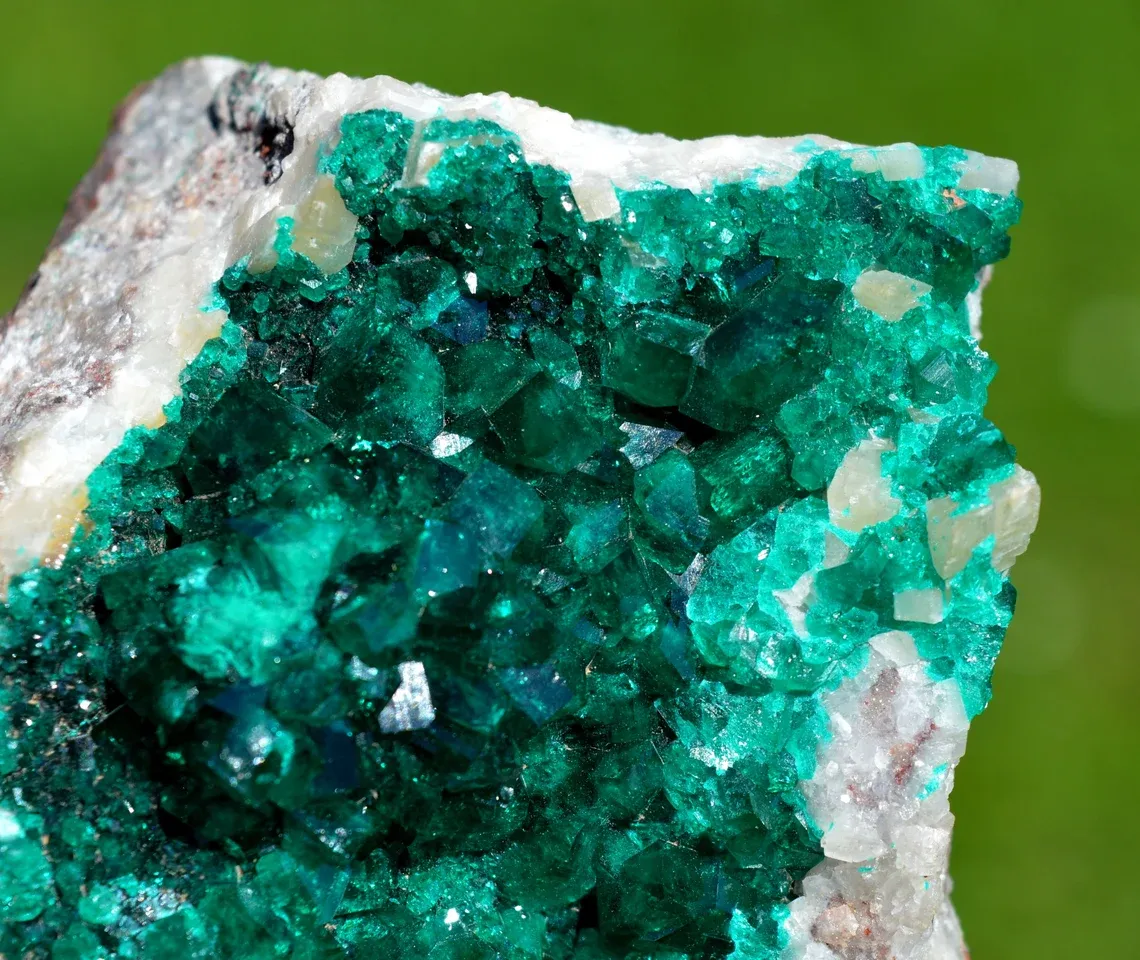 Dioptase 552 grams - Tsumeb Mine, Tsumeb, Oshikoto Region, Namibia - image 2