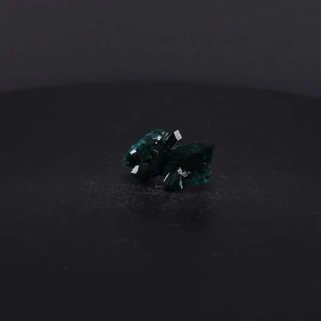Dioptase - image 2