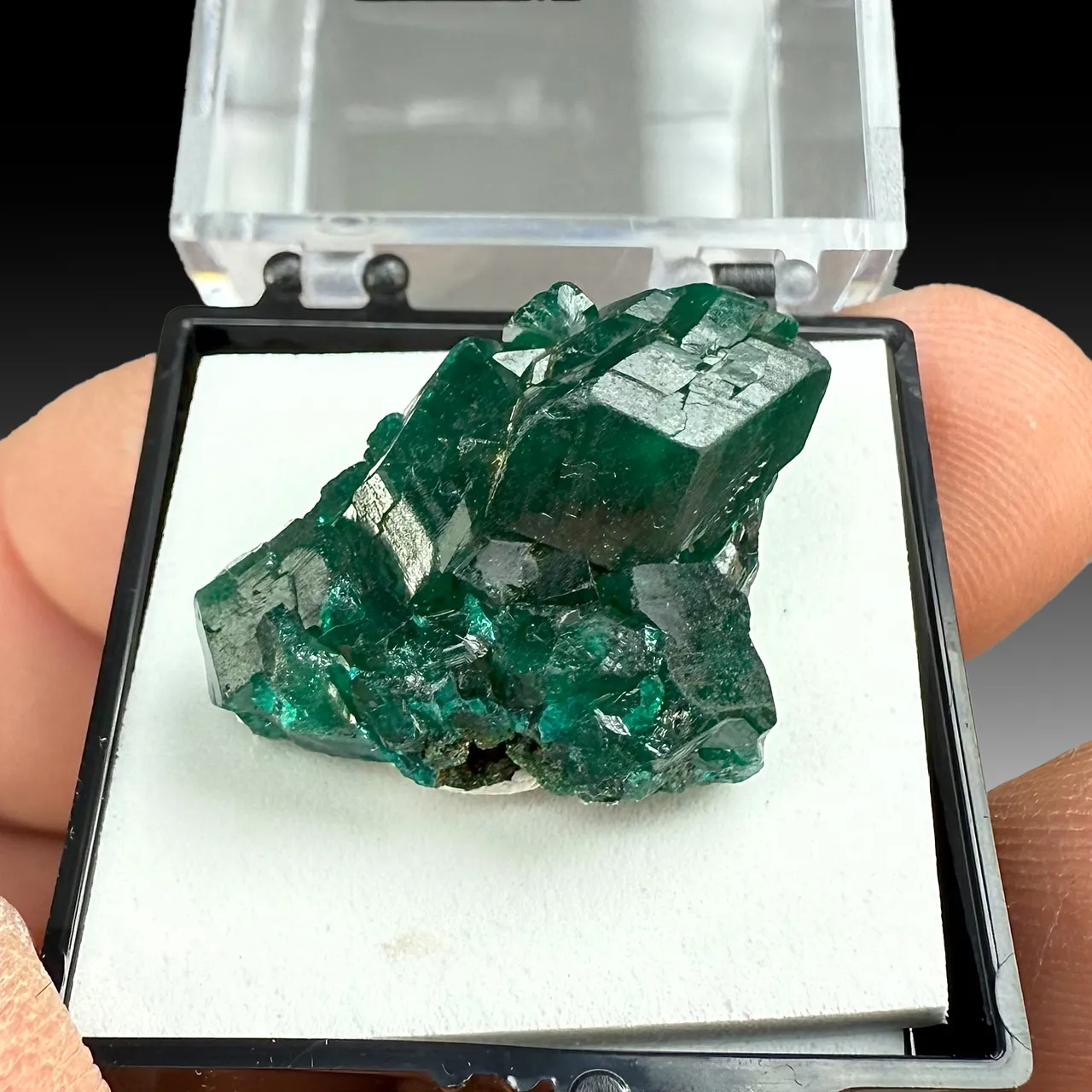 Dioptase - image 1