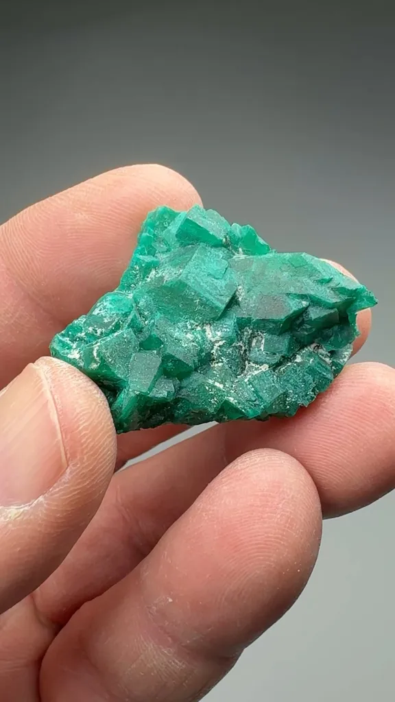 Dioptase - image 2