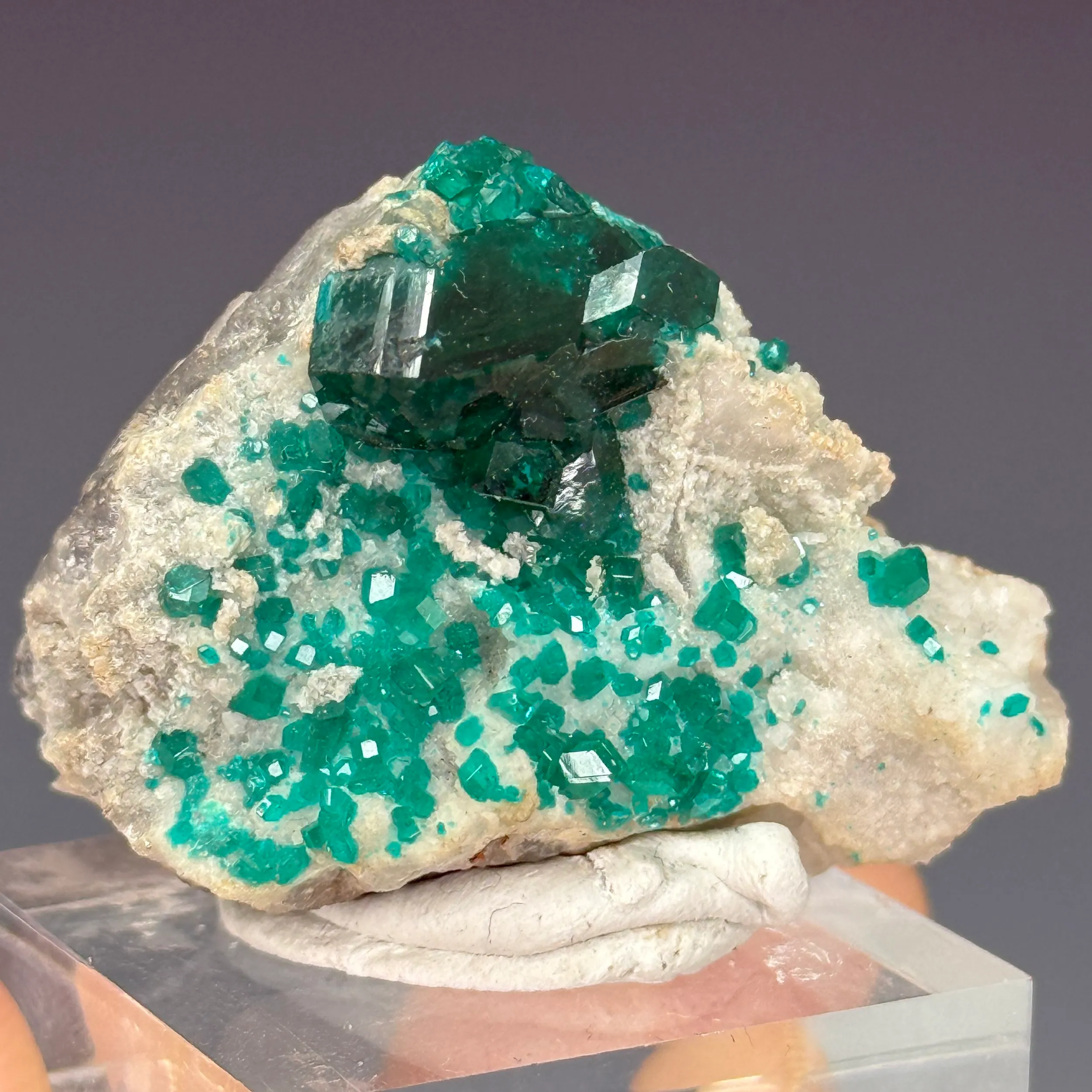 Dioptase - image 2