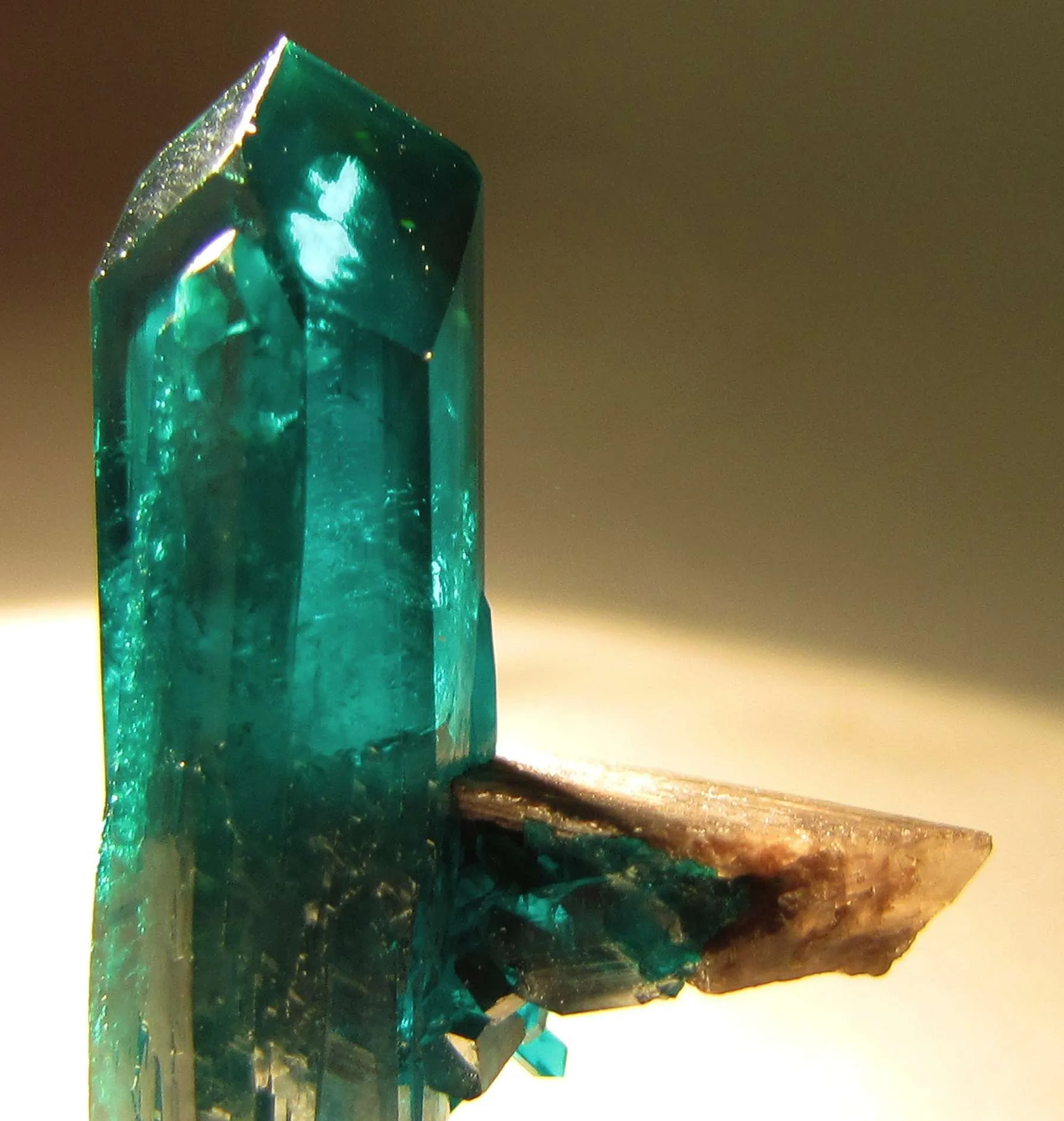 Dioptase - image 3