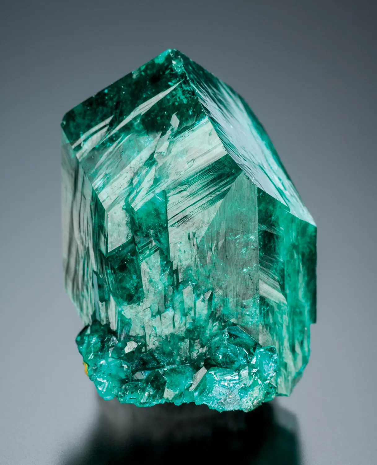 Dioptase - image 2