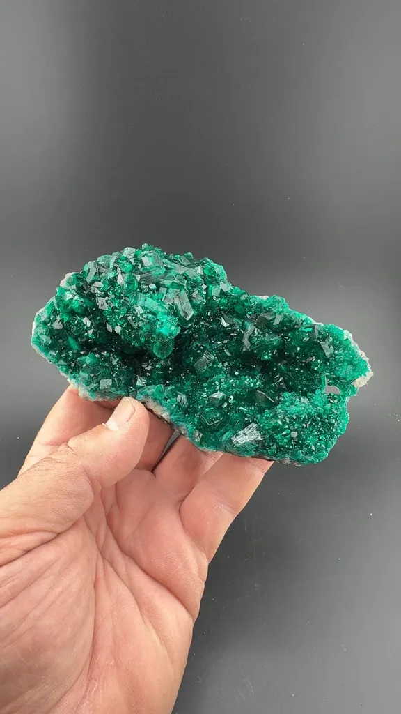 Dioptase - image 2