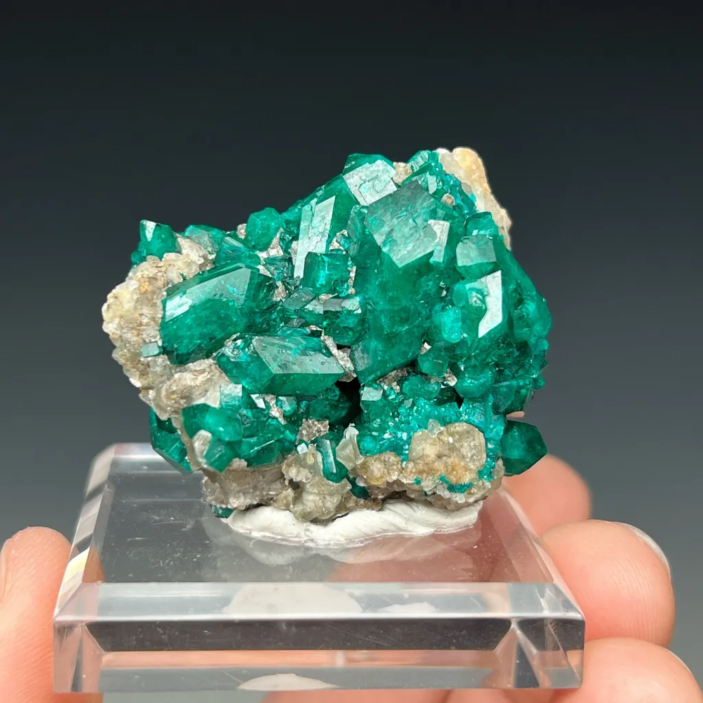 Dioptase image