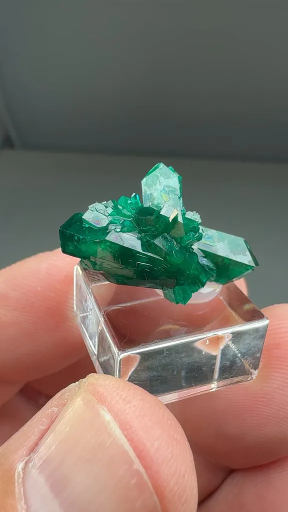 Dioptase - image 2