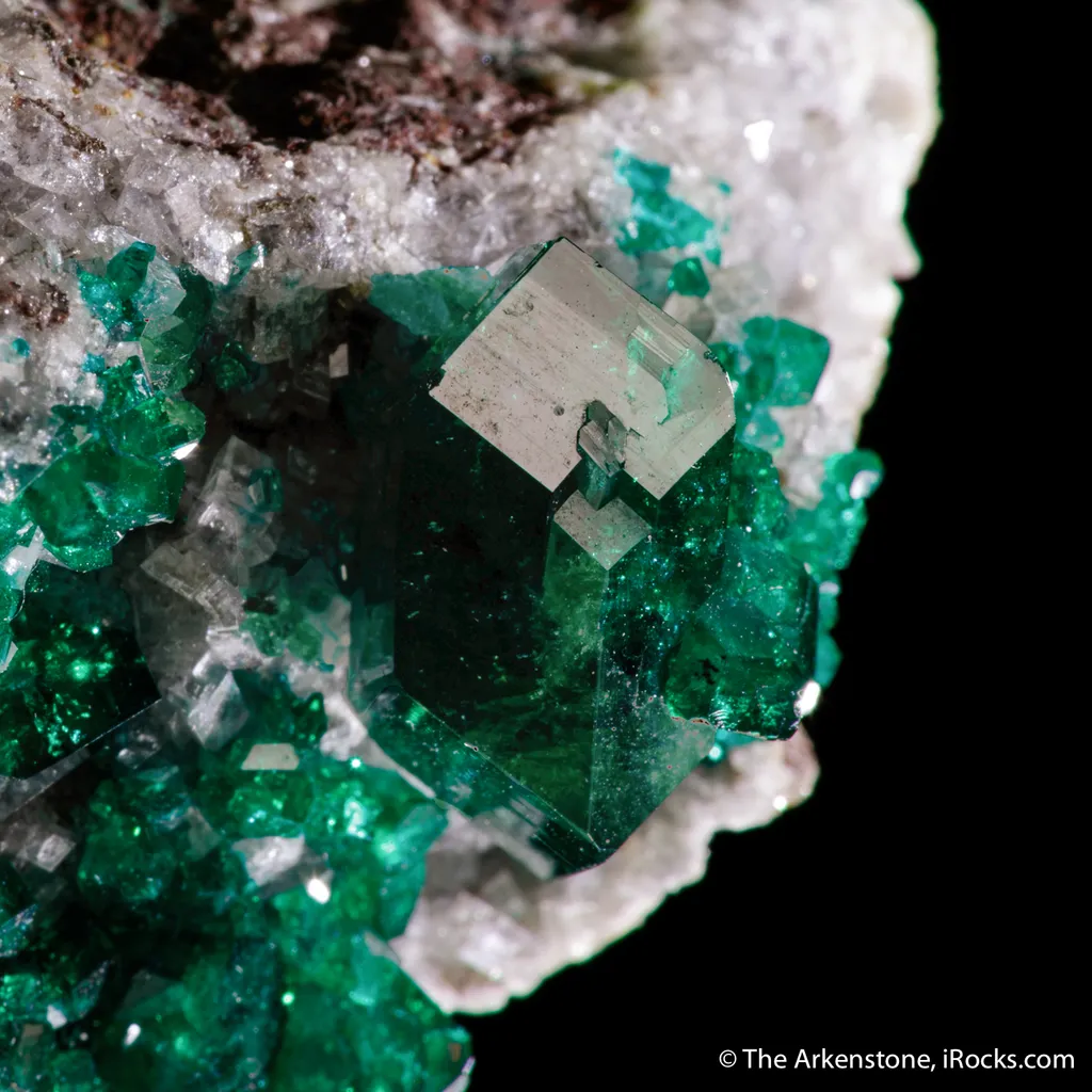 Dioptase and Calcite - image 3