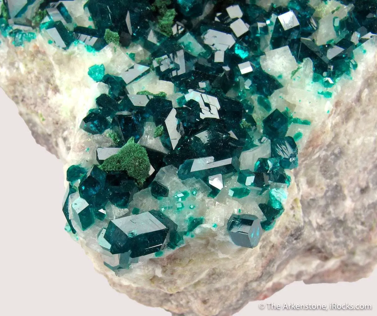 Dioptase and Malachite on Calcite - image 3