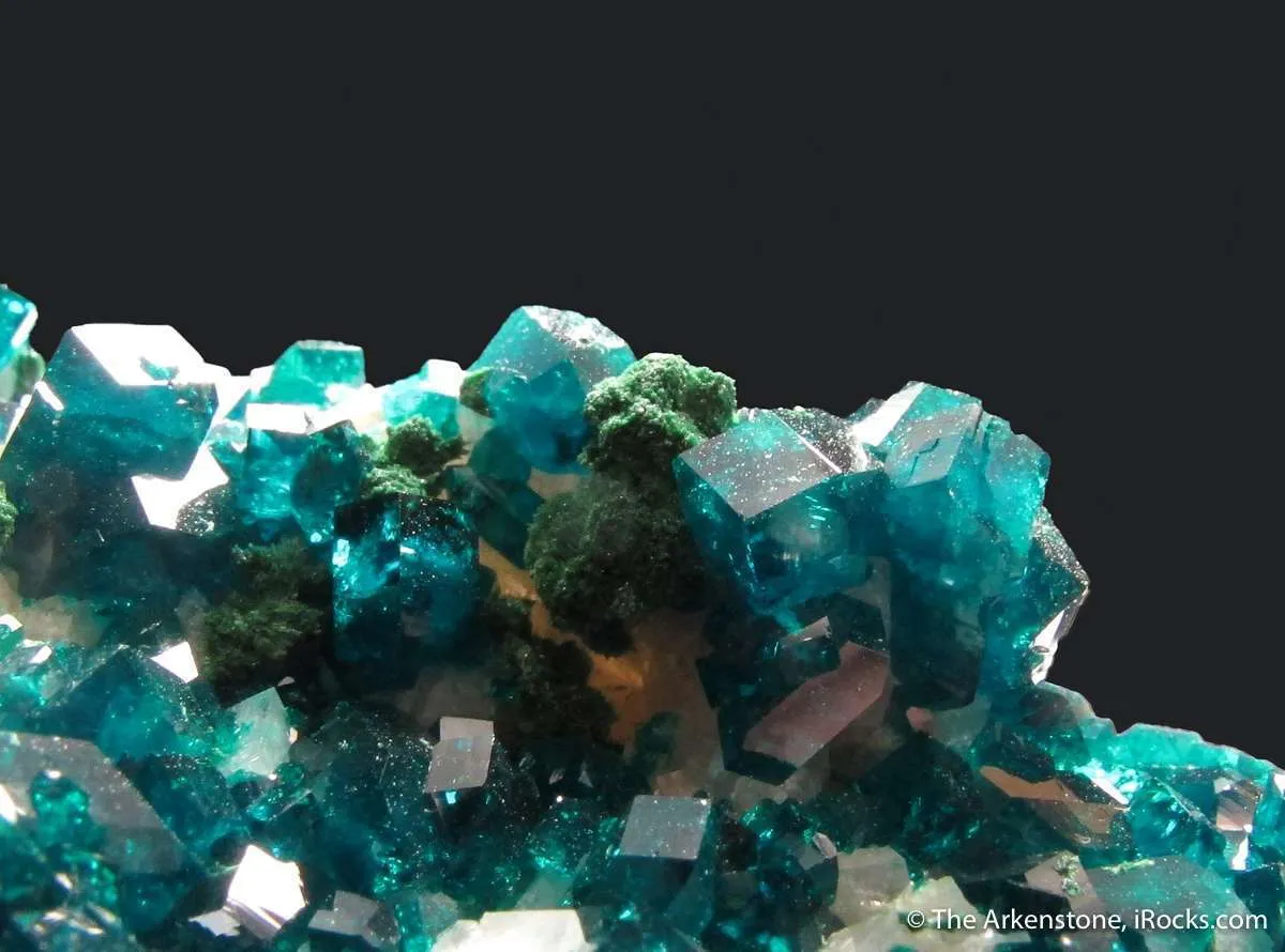 Dioptase and Malachite on Calcite - image 5