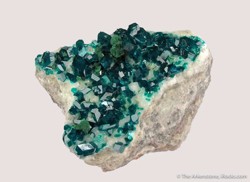 Dioptase and Malachite on Calcite - image 4