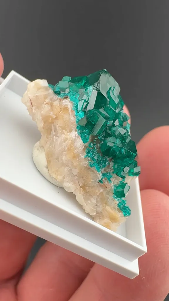 Dioptase image