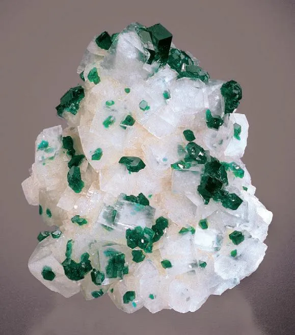 Dioptase, Calcite - image 1