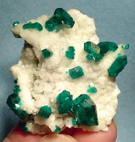 Dioptase, Calcite image