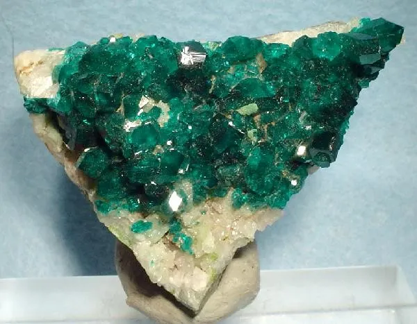 Dioptase, Calcite image