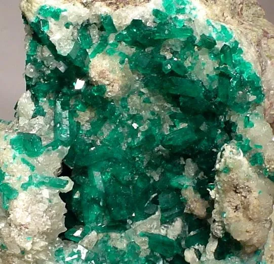 Dioptase, Calcite - image 2