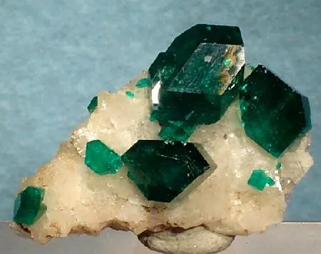 Dioptase, Calcite image