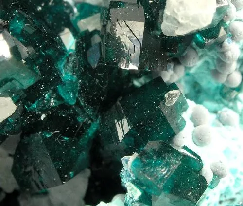Dioptase, Calcite, Chrysocolla - image 2