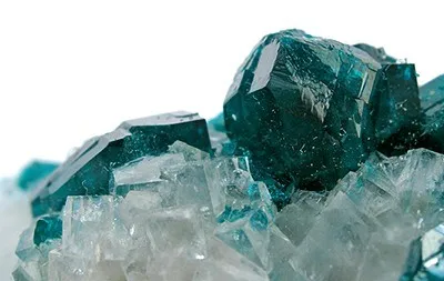 Dioptase, Calcite - image 2