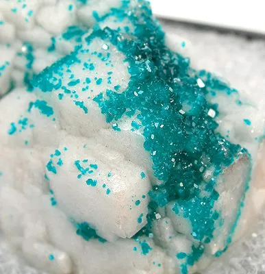 Dioptase, Calcite - image 2