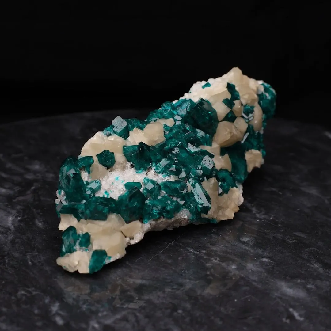 Dioptase, Calcite, Quartz - image 2