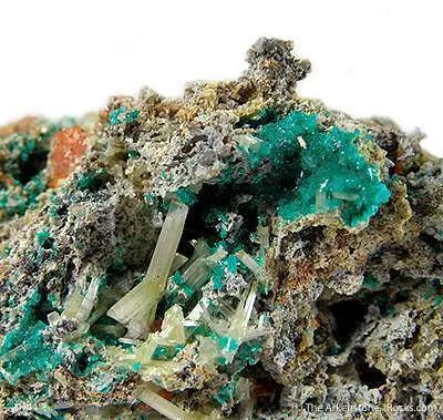 Dioptase, Cerussite, Wulfenite - image 2
