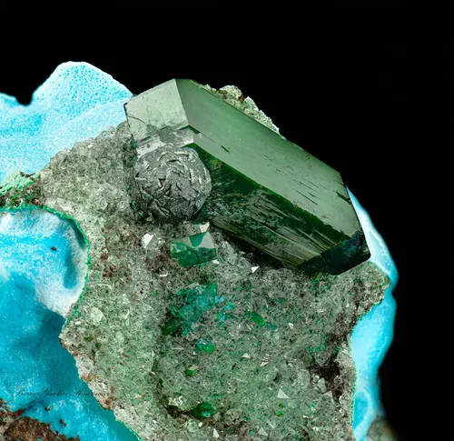 Dioptase Chrysocolla Malachite Quartz image