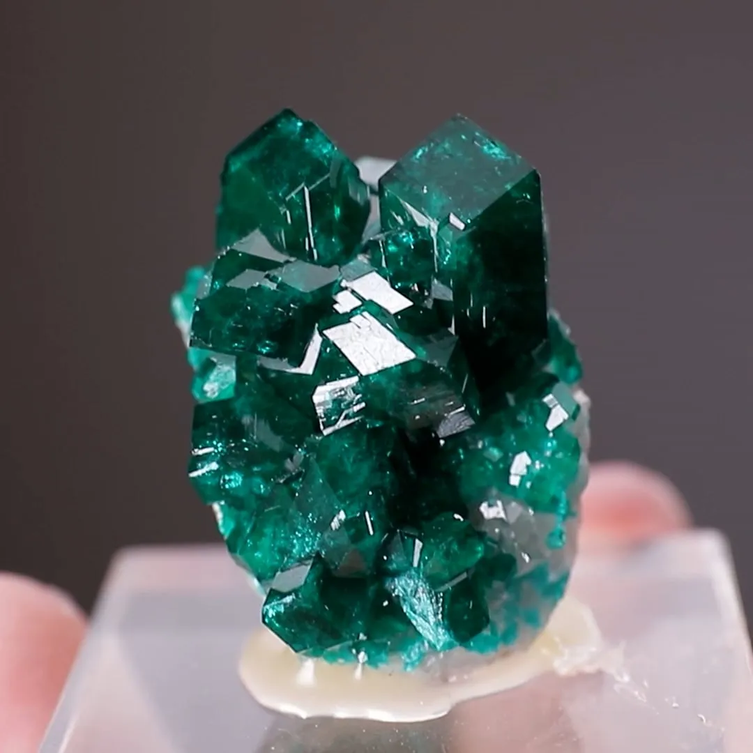 Dioptase - image 2
