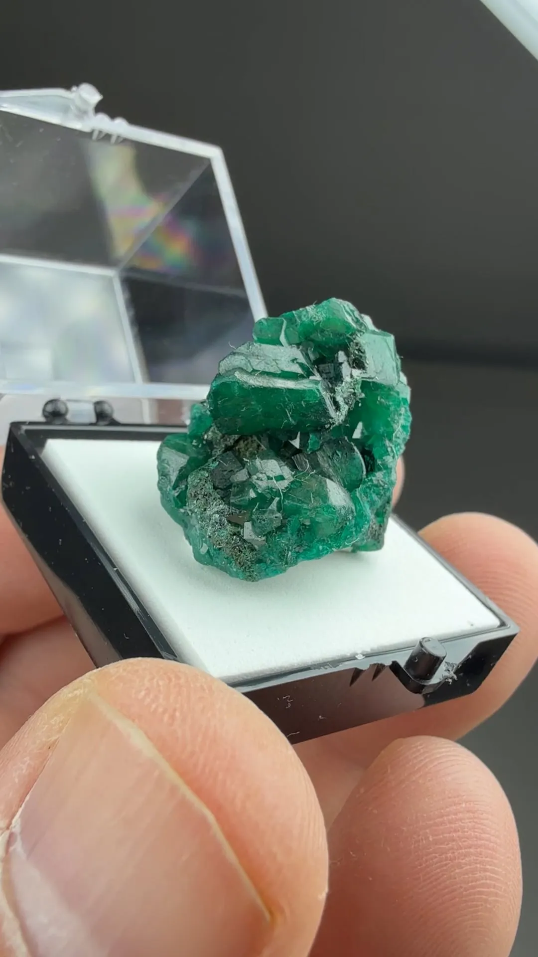 Dioptase - image 2