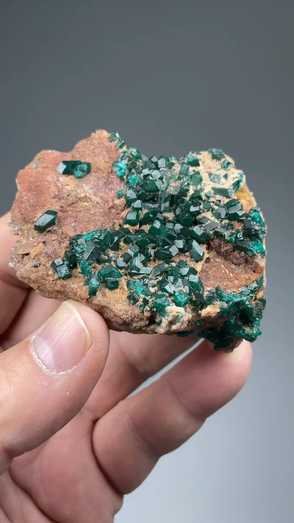Dioptase - image 2