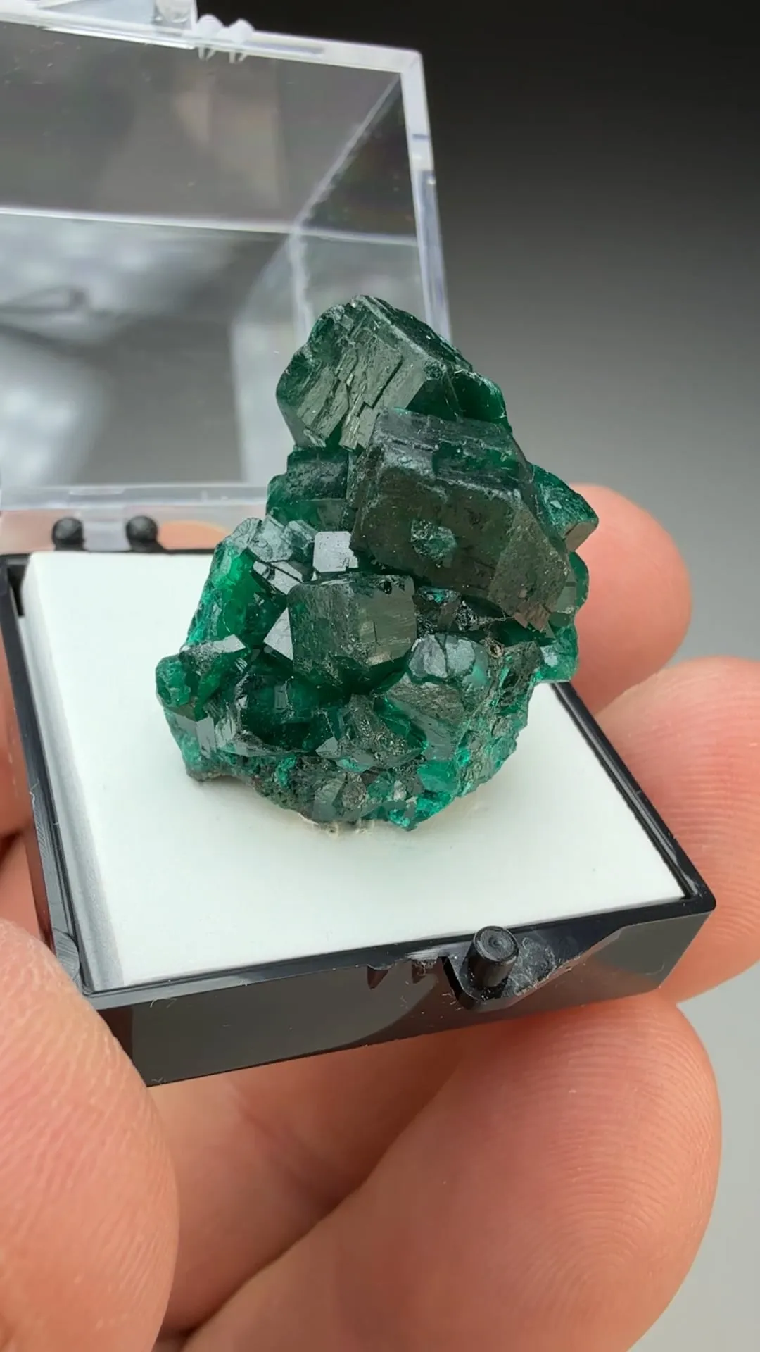 Dioptase - image 2