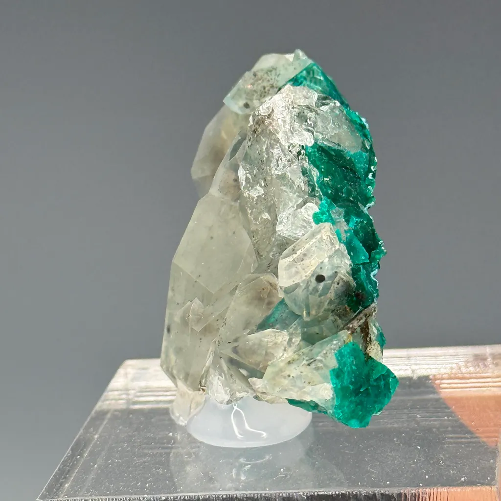 Dioptase - image 2