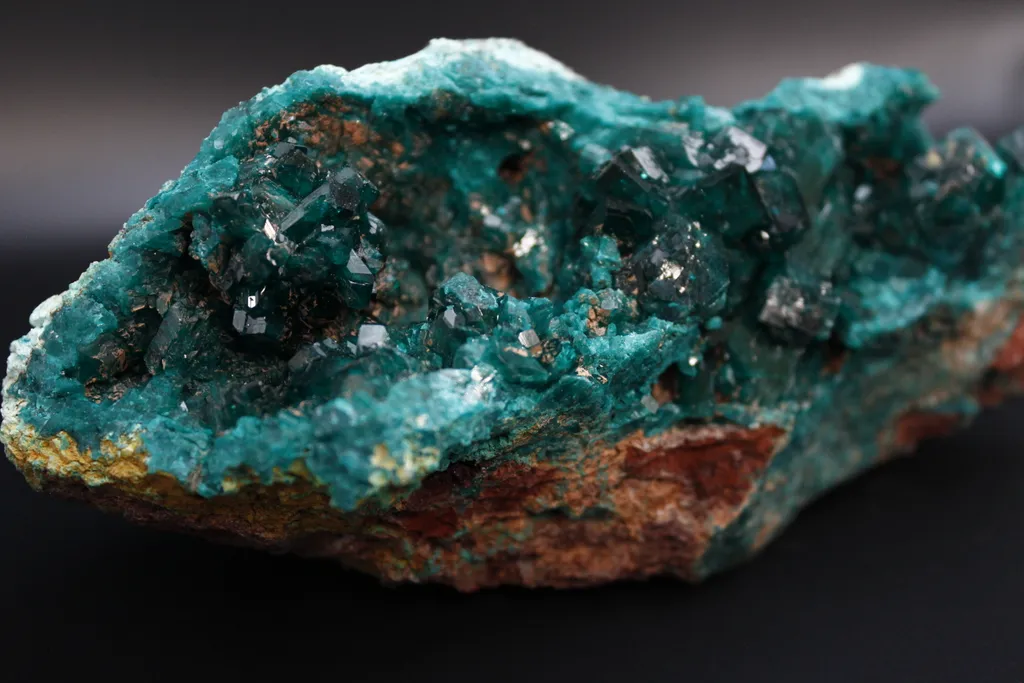Dioptase from DR Congo image