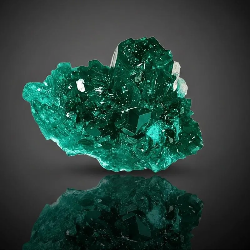 Dioptase from Republic of the Congo, Pool Department, Renéville image