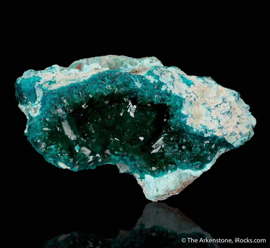 Dioptase in pocket image