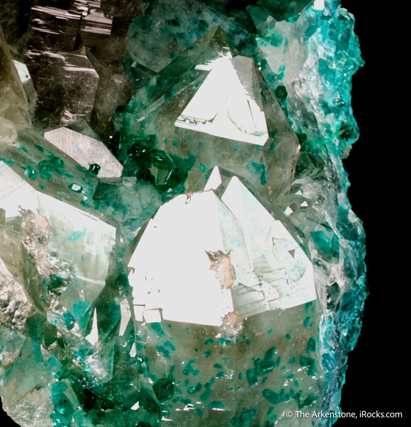 Dioptase inclusions in Quartz - image 3