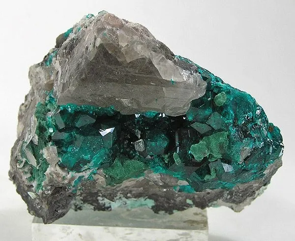 Dioptase, Malachite, Cerussite image