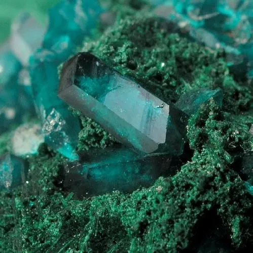 Dioptase, Malachite - image 2