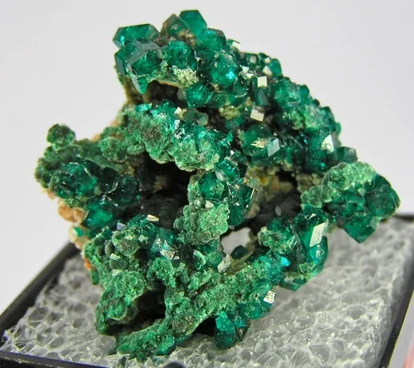 Dioptase, Mottramite image