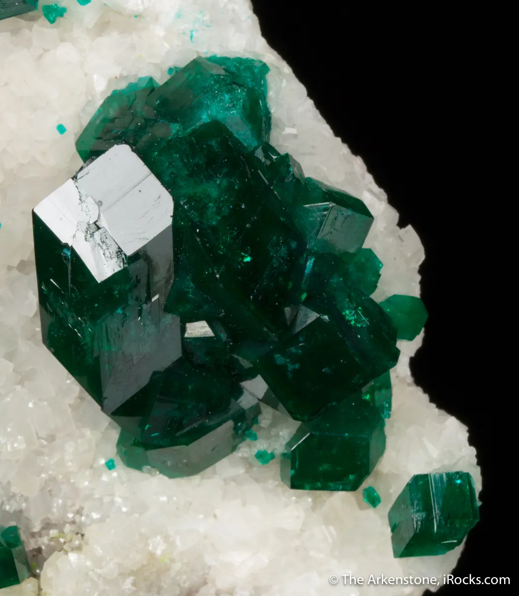 Dioptase on Calcite - image 1