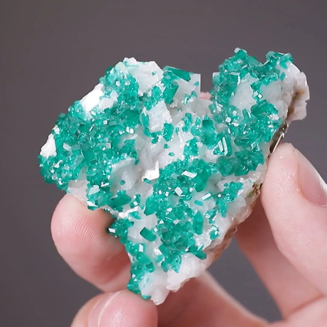 Dioptase on Calcite - image 2