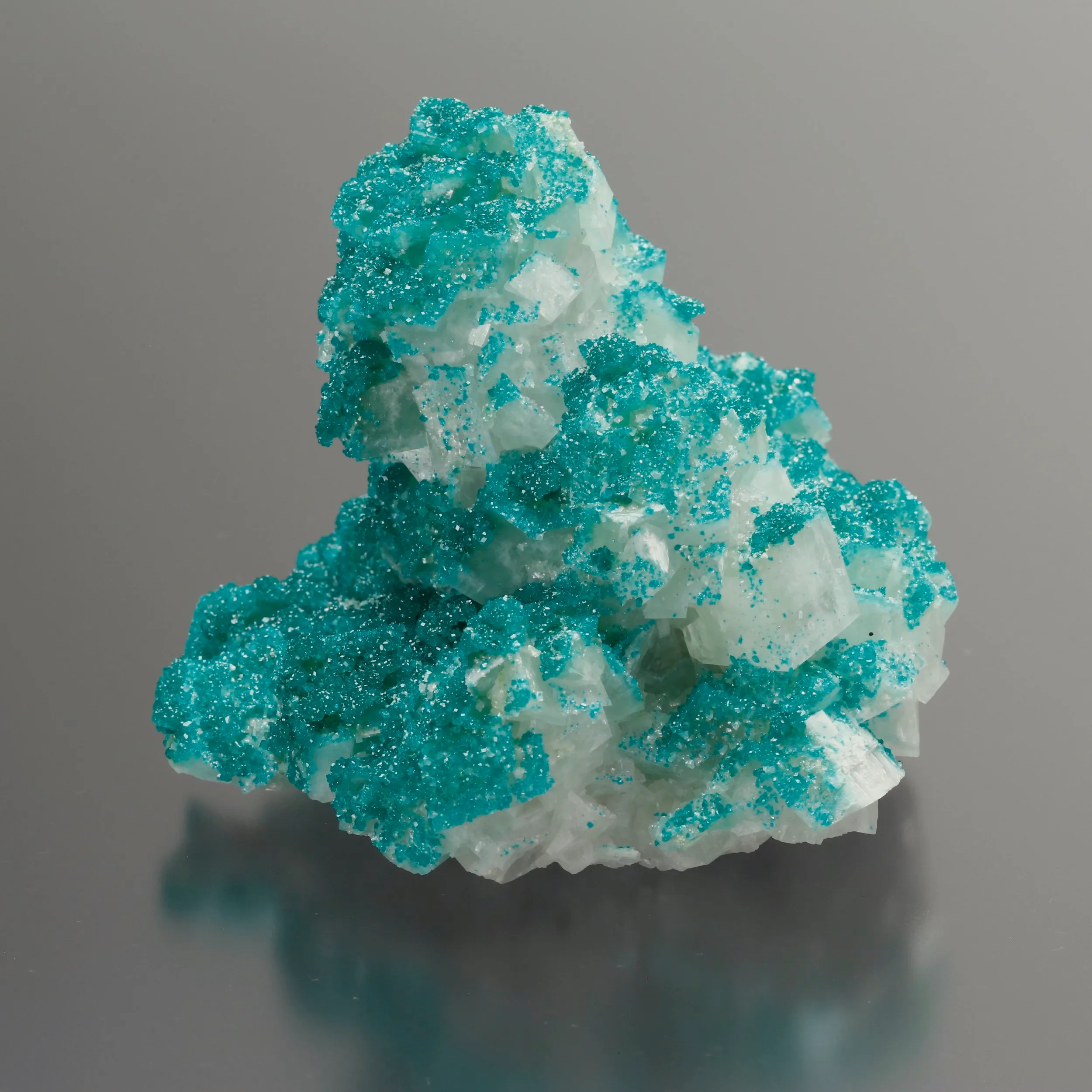 Dioptase on Calcite - image 2