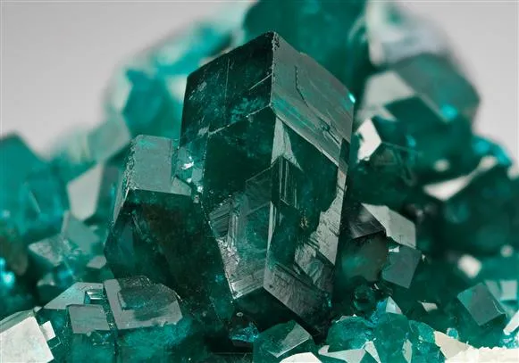 Dioptase on Calcite image